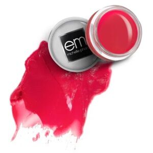 ✨NEW✨EM MICHELLE PHAN PILLOW PLUSH CUSHIONY LIP BALM, STRAWBERRY